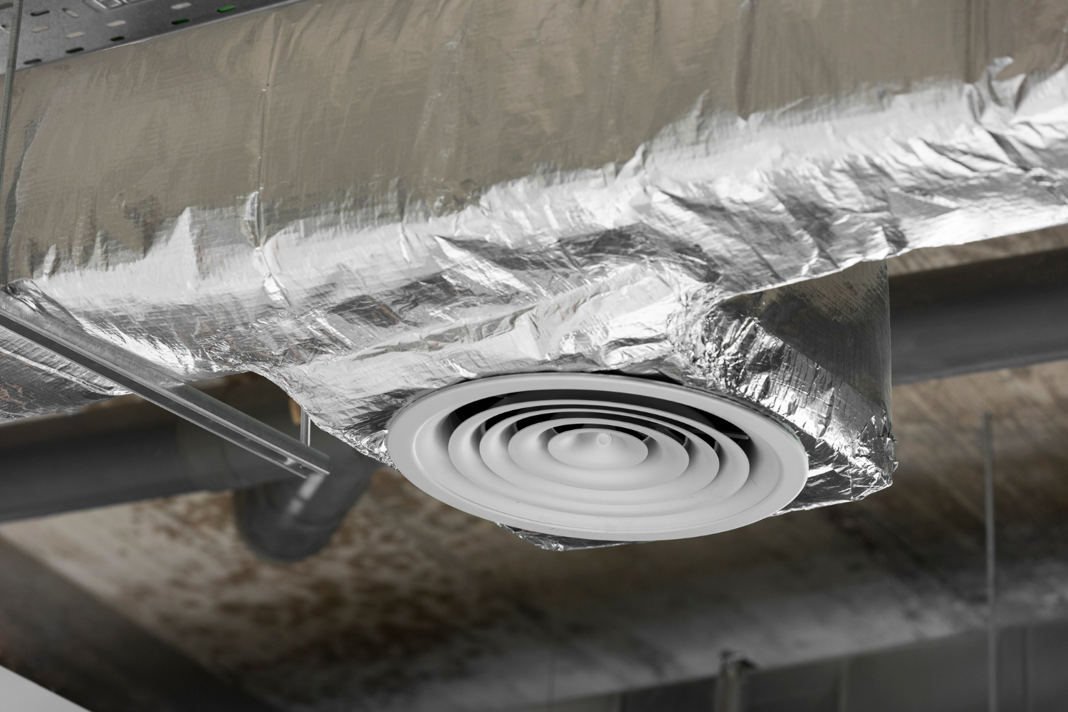Microorganismos en conductos de ventilación: una amenaza invisible que Bioduct combate